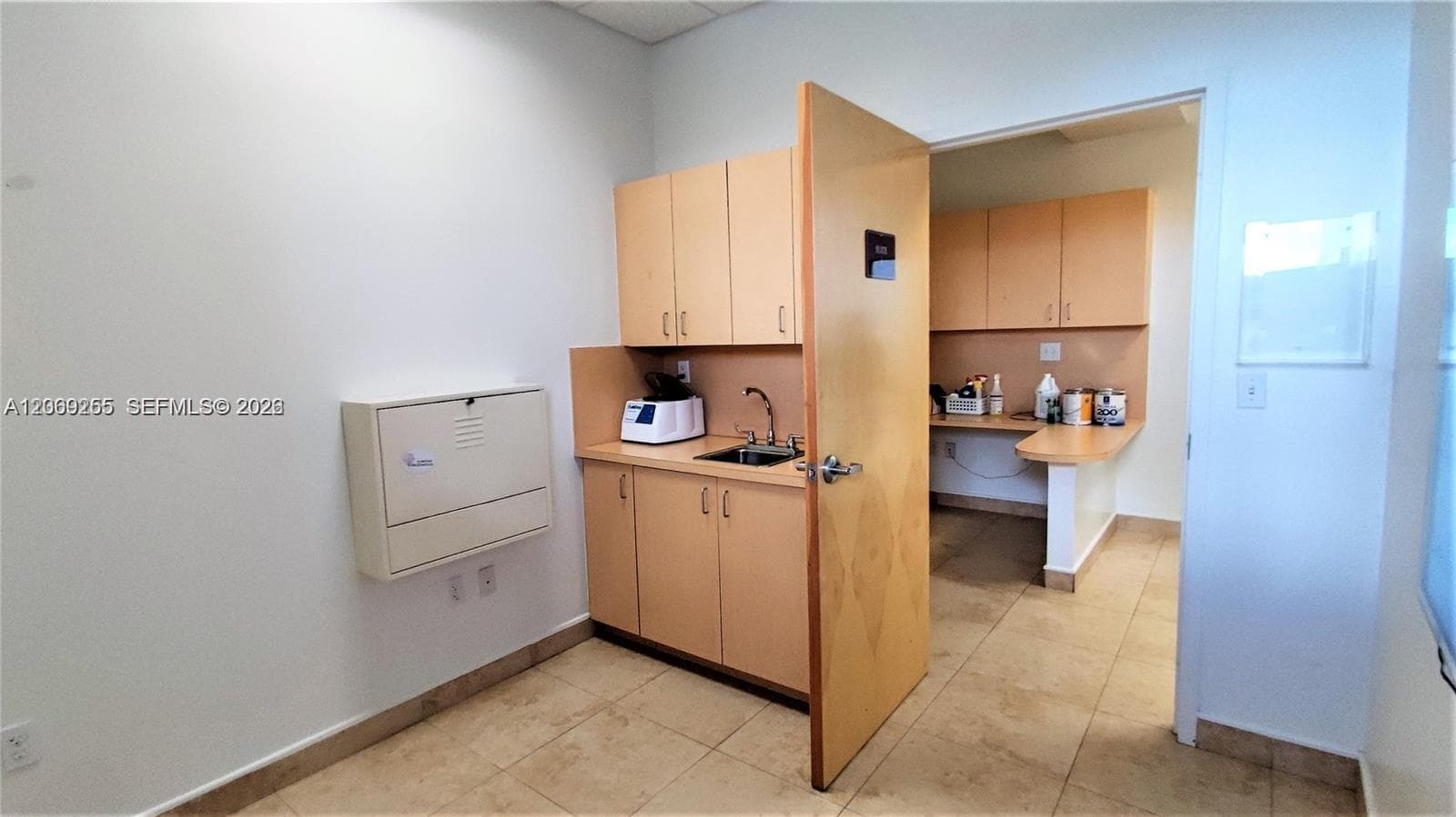 925 NE 30th Ter # 300, Homestead FL 33033