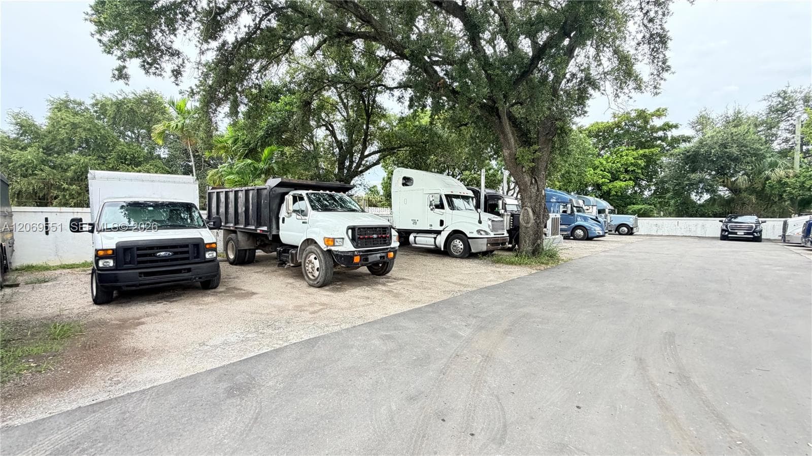 3051 NW 75 St, Miami FL 33147