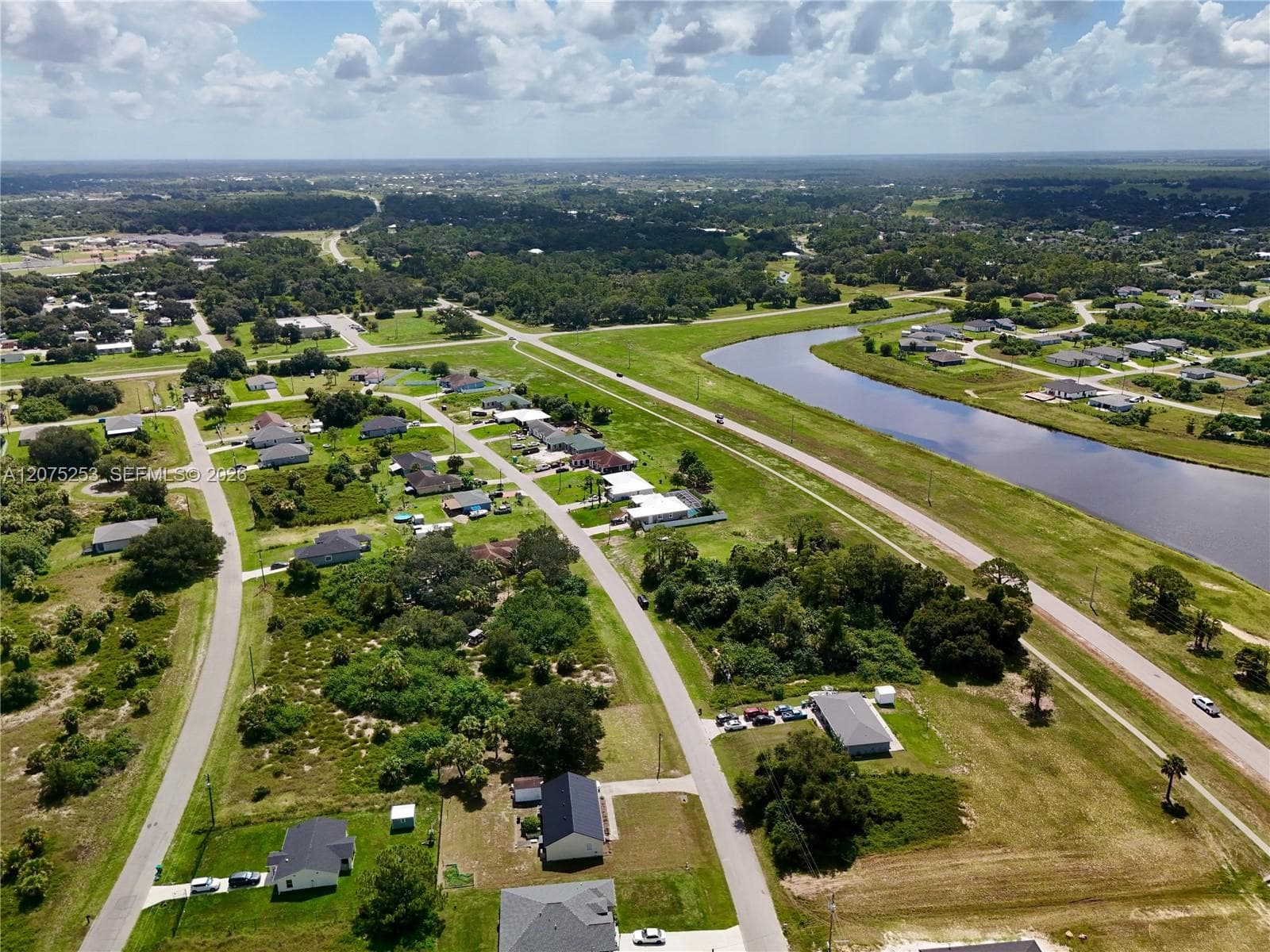 2038 S MONTANA CIR, La Belle FL 33935