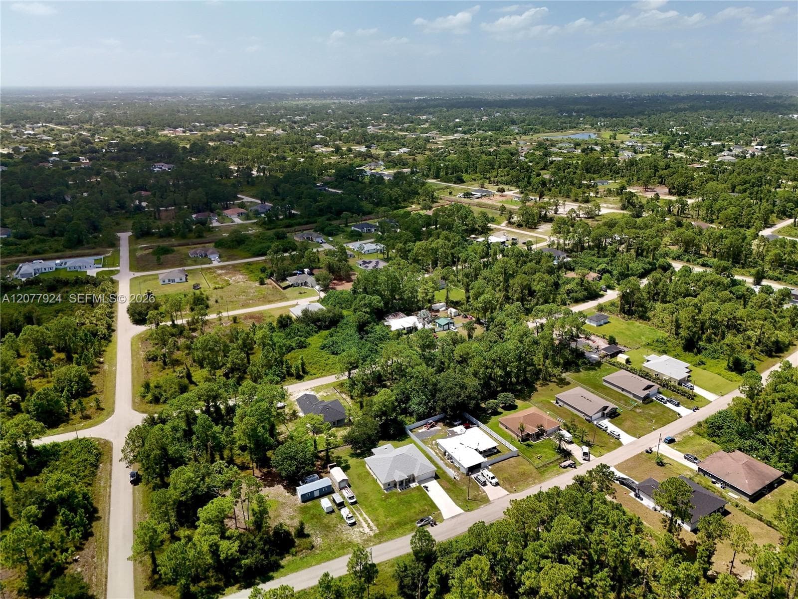 523 SUMMIT AVE, Lehigh Acres FL 33974