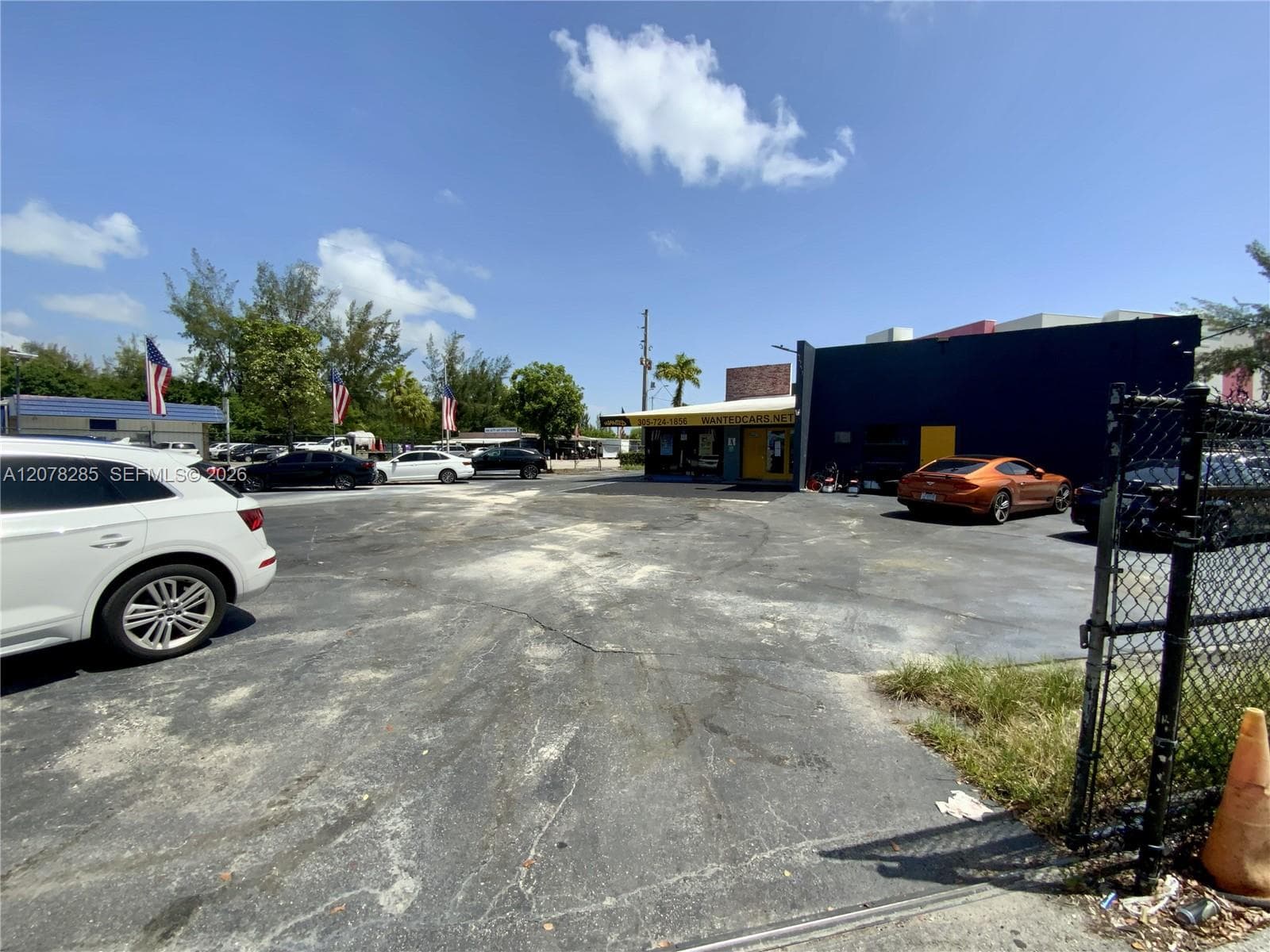 15551 W Dixie Hwy, North Miami Beach FL 33162