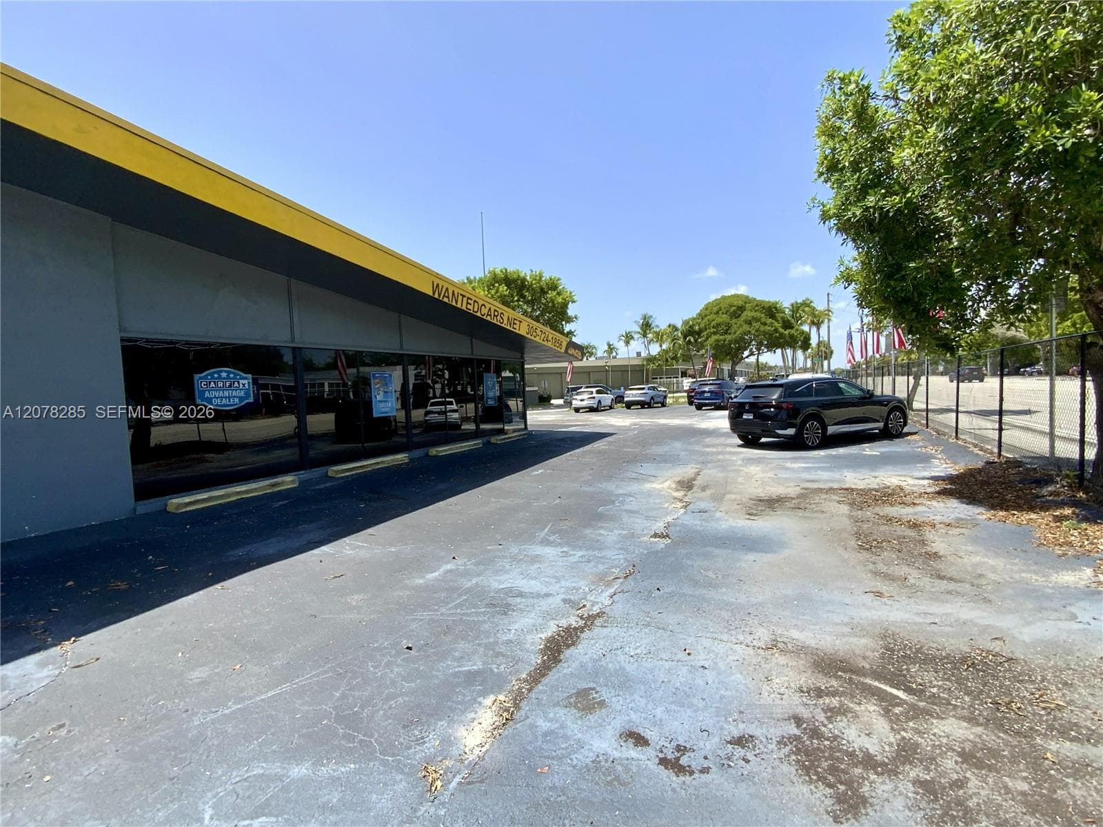 15551 W Dixie Hwy, North Miami Beach FL 33162