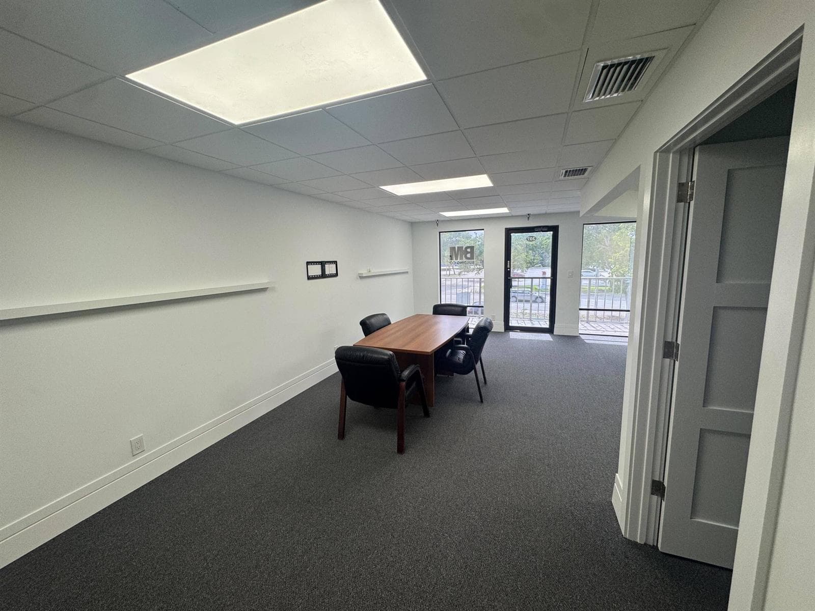 801 SE 6th Ave #207