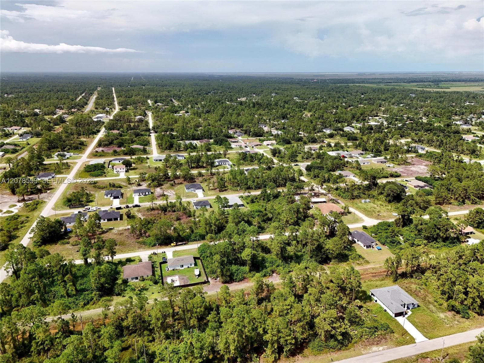 1114 CRAFT ST E, Lehigh Acres FL 33974